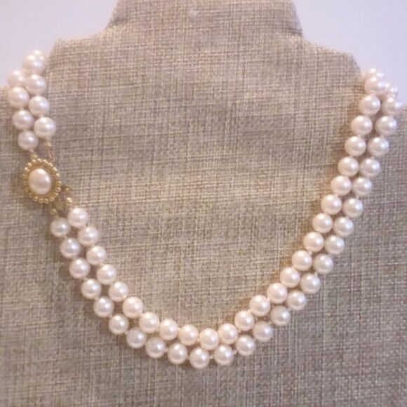 Vintage Double Strand Hand Knotted Glass Pearl Necklace - Picture 2 of 4